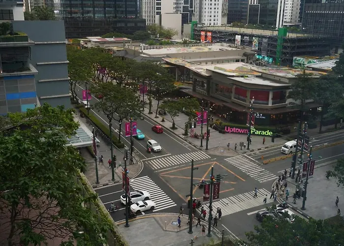 New! Spacious & Cozy Wifi 350mbps Uptown Bgc Backhome4 * Manila