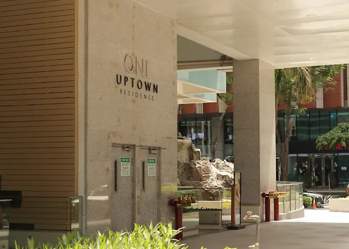 New! Spacious & Cozy Wifi 350mbps Uptown Bgc Backhome4 Apartment Manila