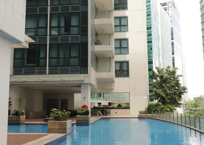 New! Spacious & Cozy Wifi 350mbps Uptown Bgc Backhome4 *