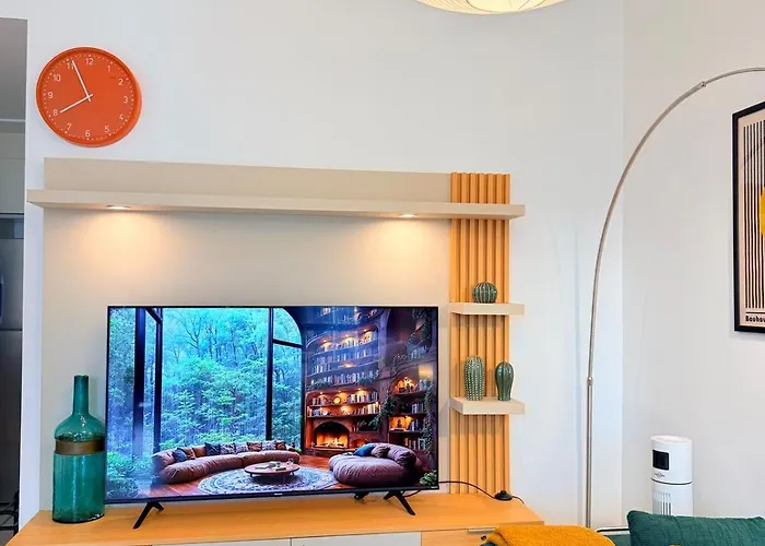 New! Spacious & Cozy Wifi 350mbps Uptown Bgc Backhome4 *