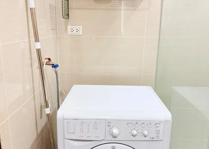 New! Spacious & Cozy Wifi 350mbps Uptown Bgc Backhome4 Apartment Manila